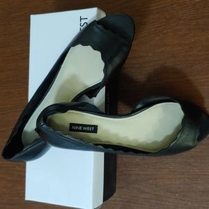 NWT Nine West Breeze Open Toe Flats